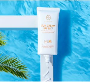 Anti Age & whitening sun cream SPF 90 10 Anti Age & whitening sun cream SPF 90 10