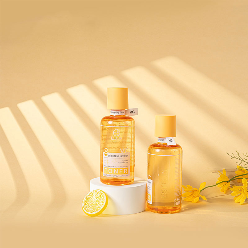 Vitamin c & turmeric brightening essence toner